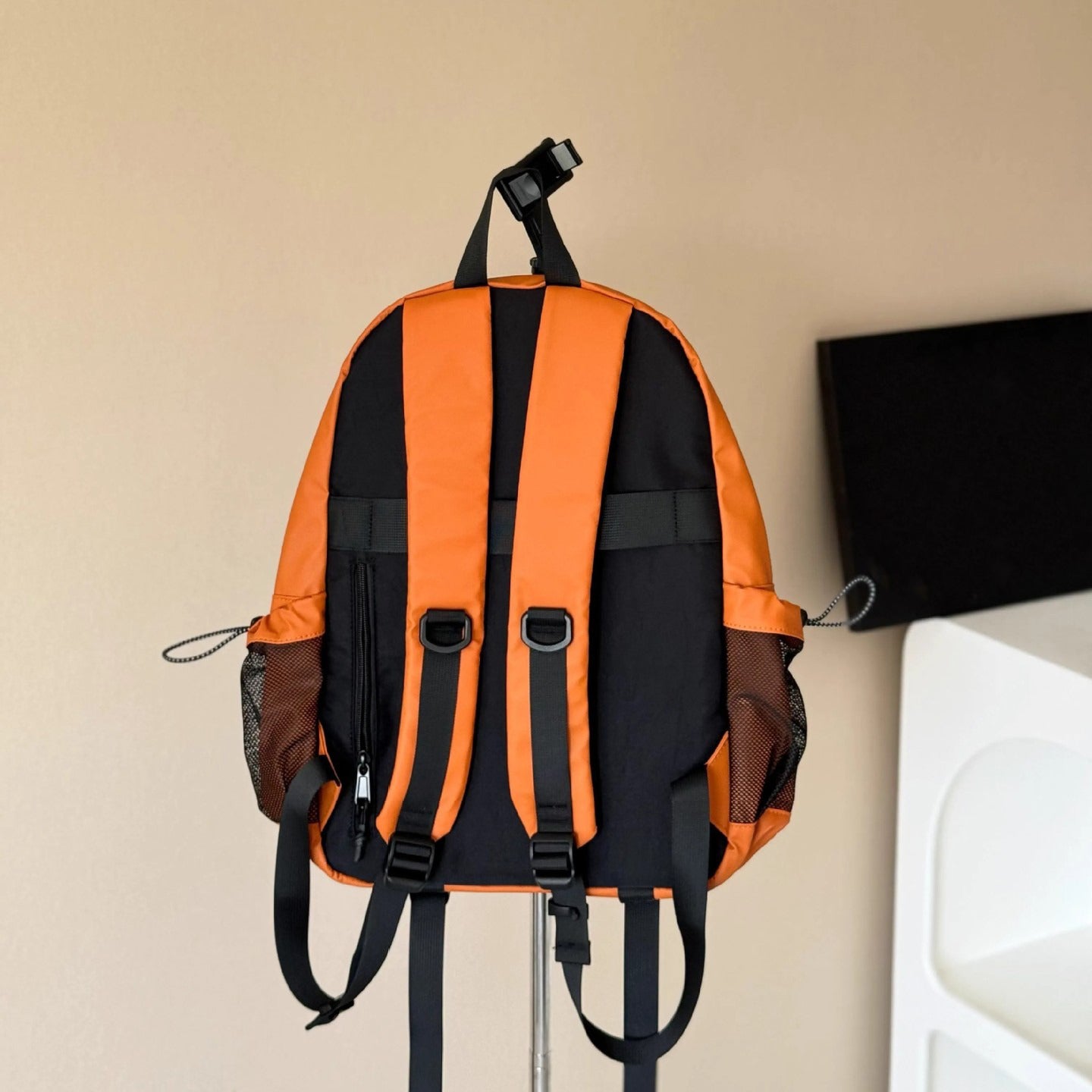 【バッグ】ユニセックス 防水 マルチポケット 大容量 通勤 旅行用 バックパック