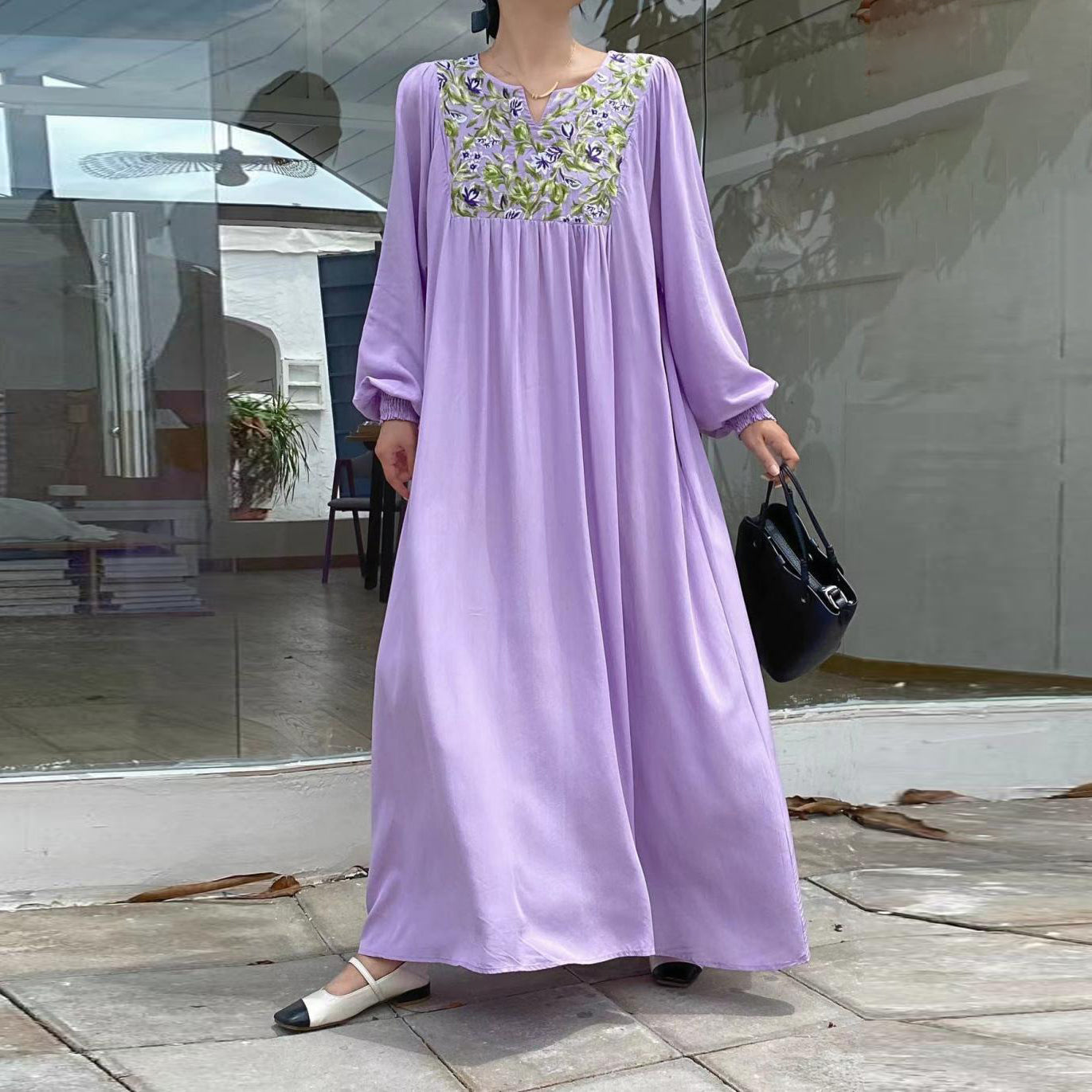 【ワンピース】春秋 レトロアート風 ゆったり 大きいサイズ 刺繍入り 膝下丈 長袖ワンピース