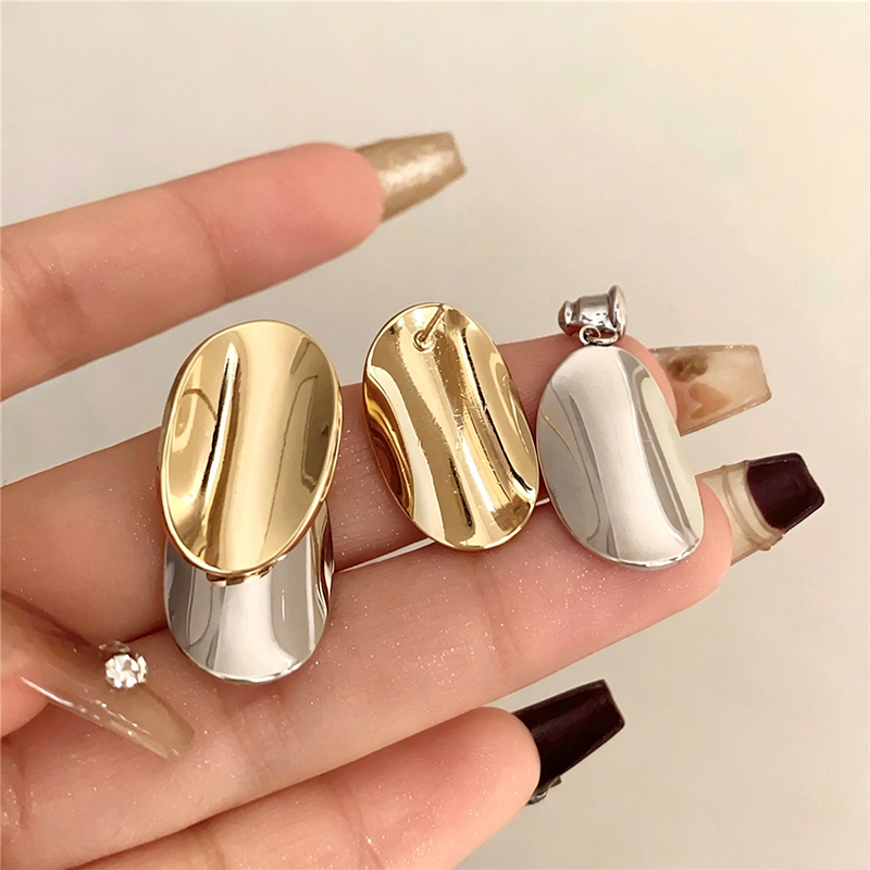【グッズ】ピアス レディース メタル ダブルサークル バイカラー フレンチ風 上品 シンプル アクセサリー