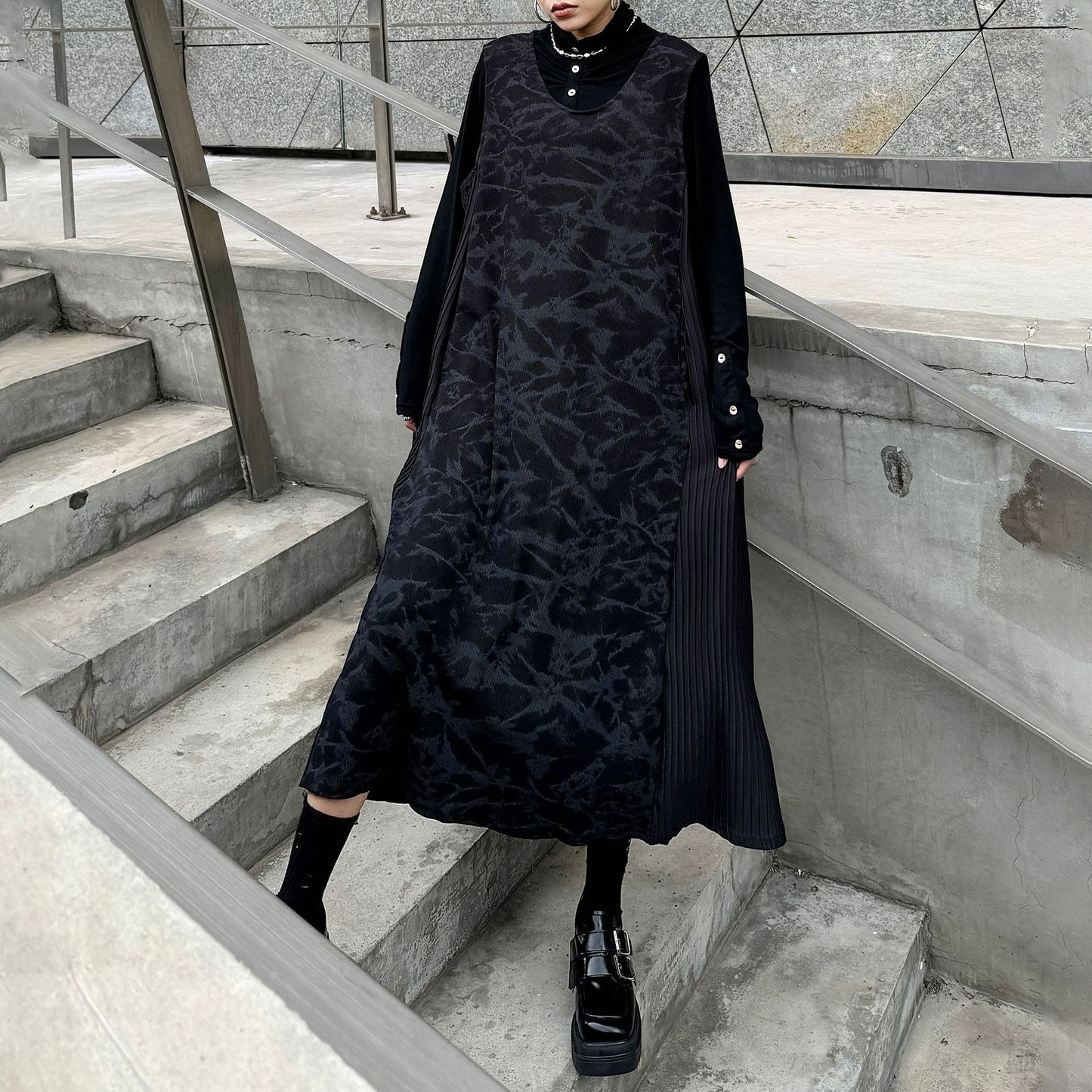 【ワンピース】春秋 プリーツノースリーブ V ネック ドレス 着痩せ ワンピース【AHシリーズ】