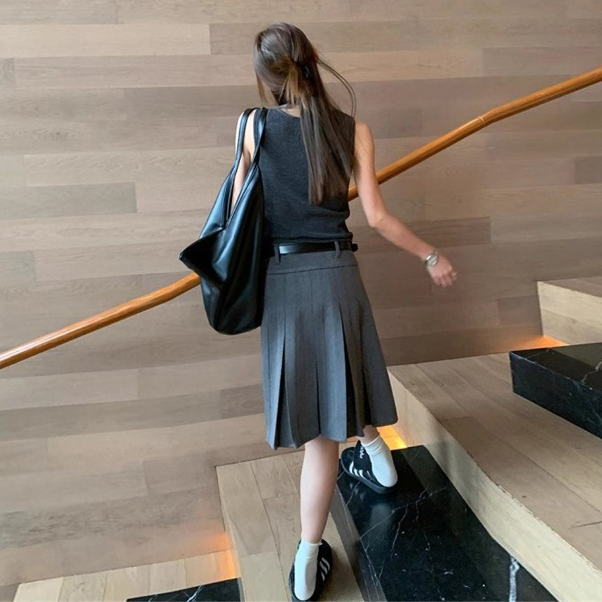 【トップス】 ニット 涼しげな雰囲気 夏 ノースリーブ タンクトップ