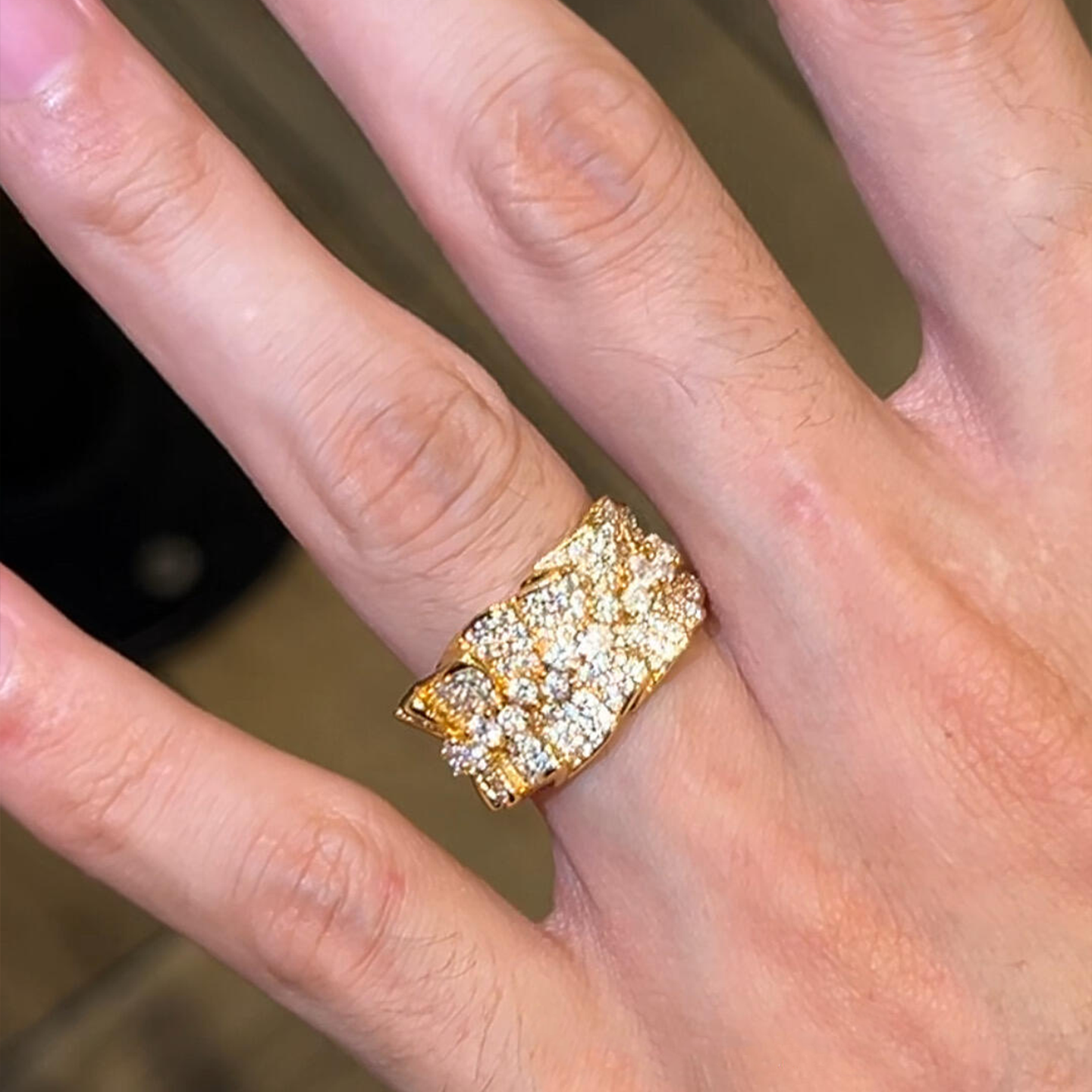 【グッズ】サテンフリル×ジルコニアリング 中古風ラグジュアリーアクセ 高級感 指輪