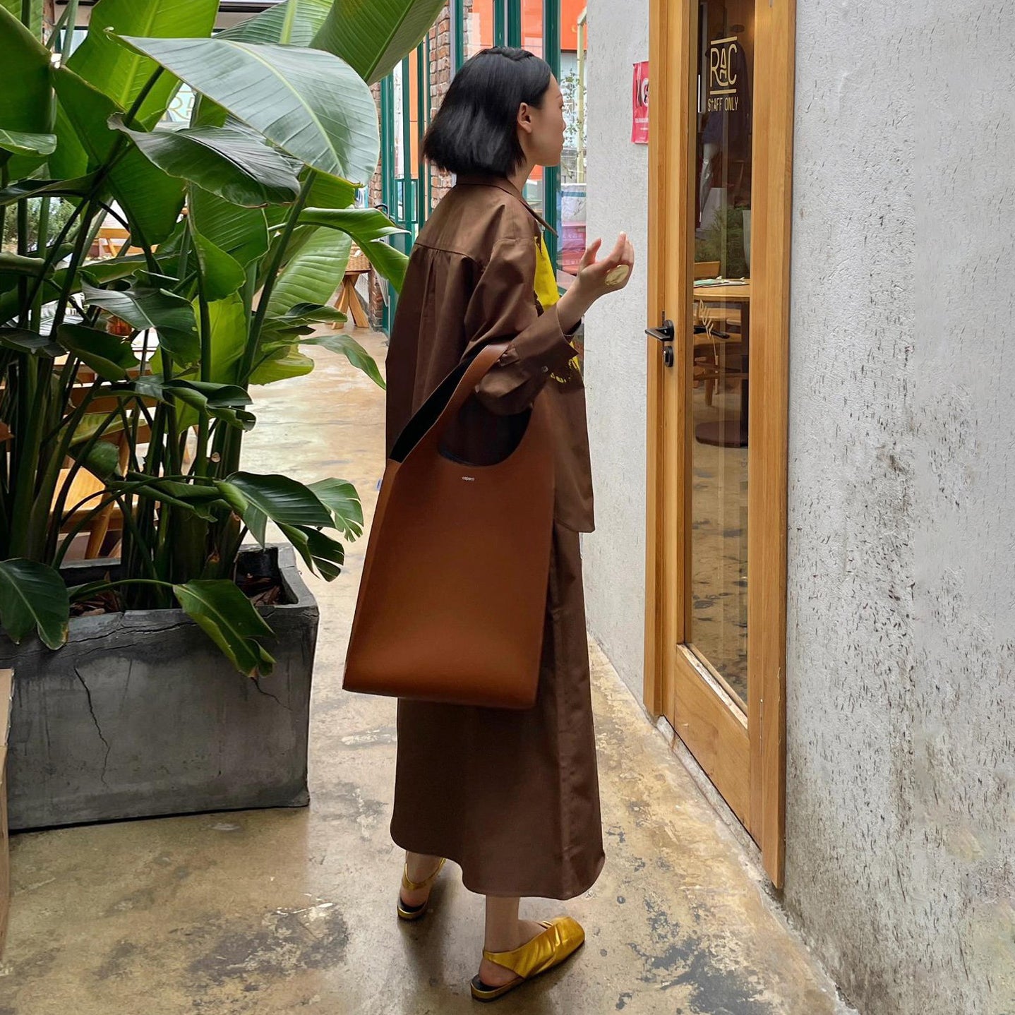 【単品注文】【セットアップ】フレンチレトロ ブラウンプリント シャツ+スカート 上下セット レディース 通勤エレガント 秋向け コーディネート【SHシリーズ】