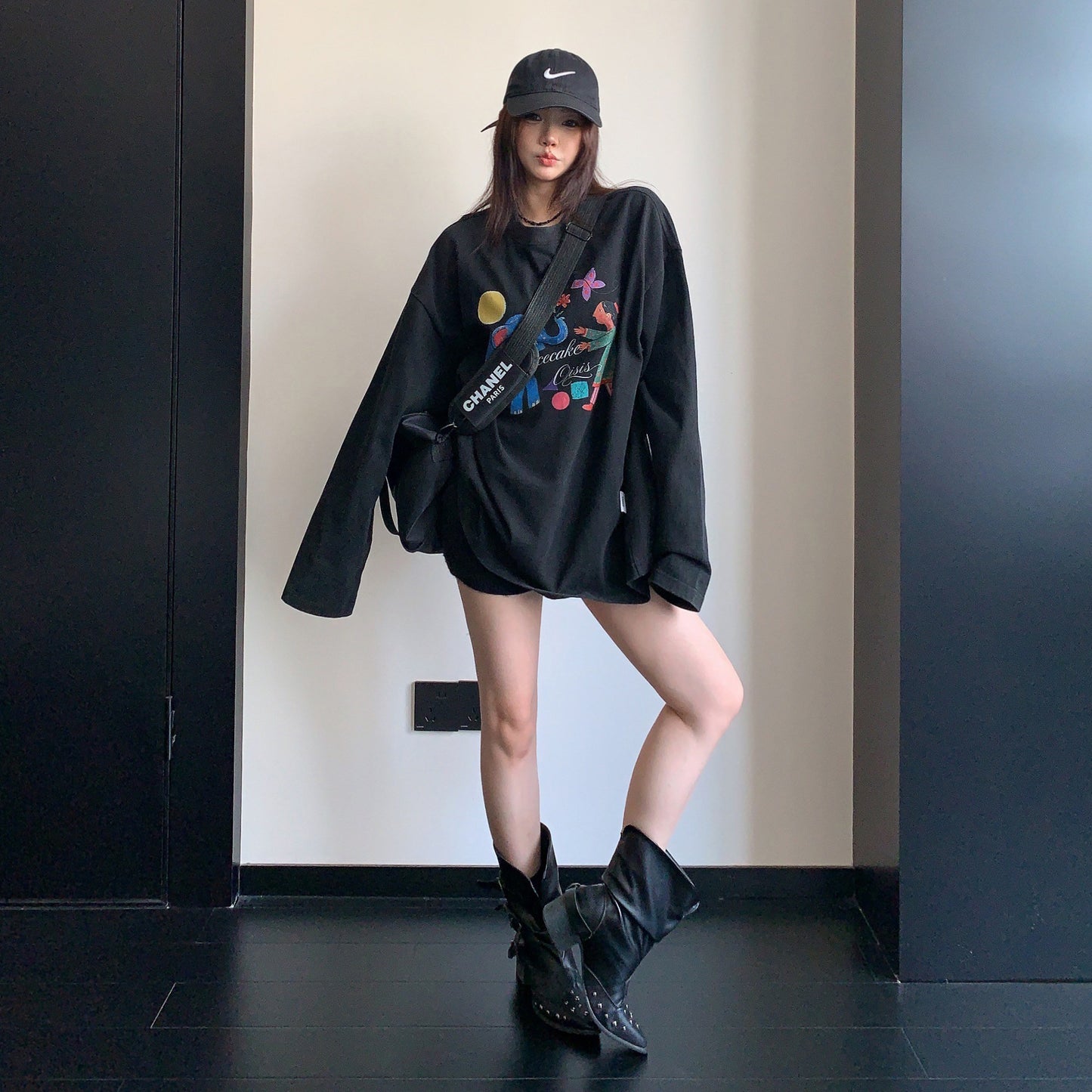 【トップス】ヴィンテージ風グラフィックロンT レディース 落書きプリント 長袖Tシャツ ゆったり ストリート【FCシリーズ】