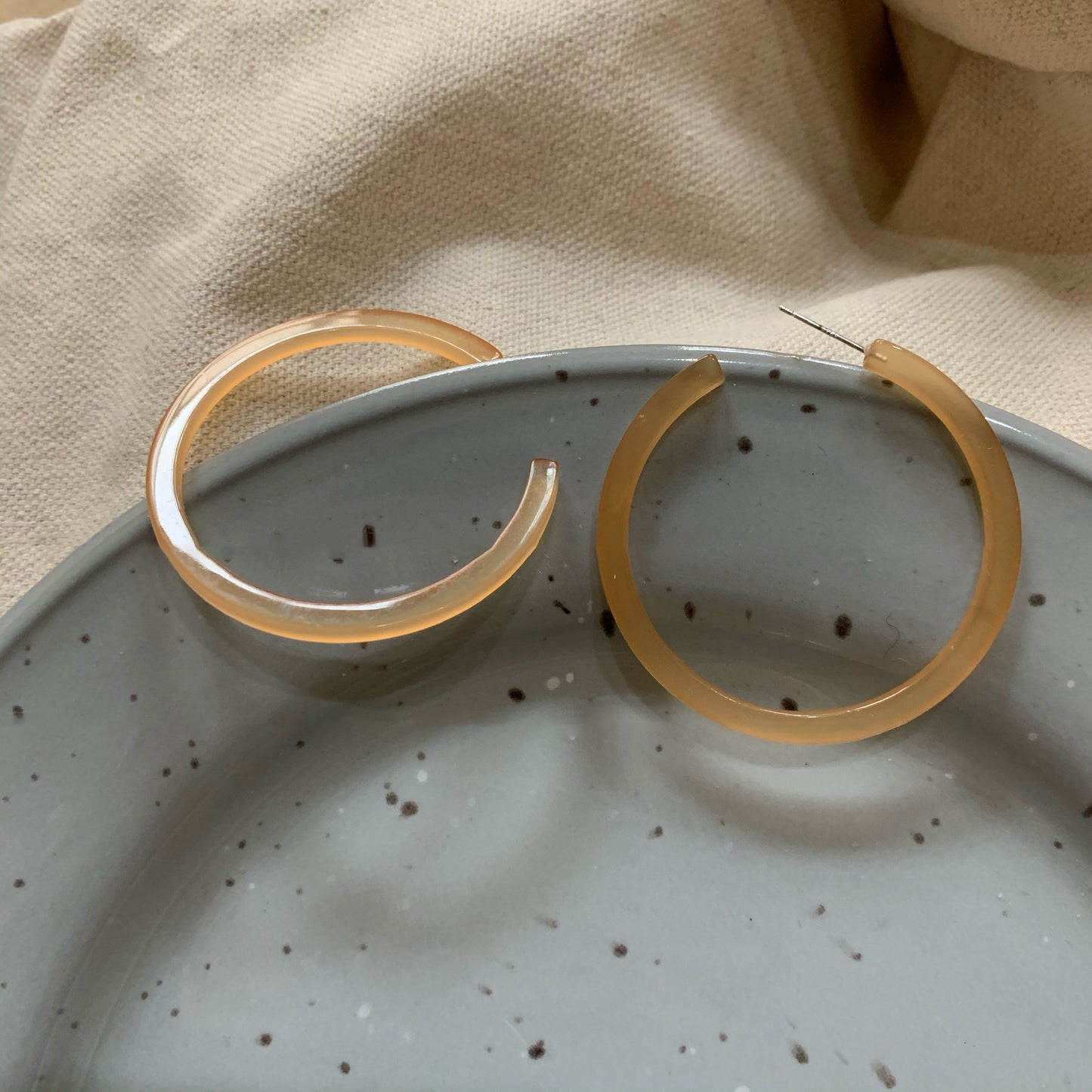 【🎁 B2G1|先行スタート!】【グッズ】ヴィンテージ風ビッグフープピアス トレンド感&ガーリームードたっぷり