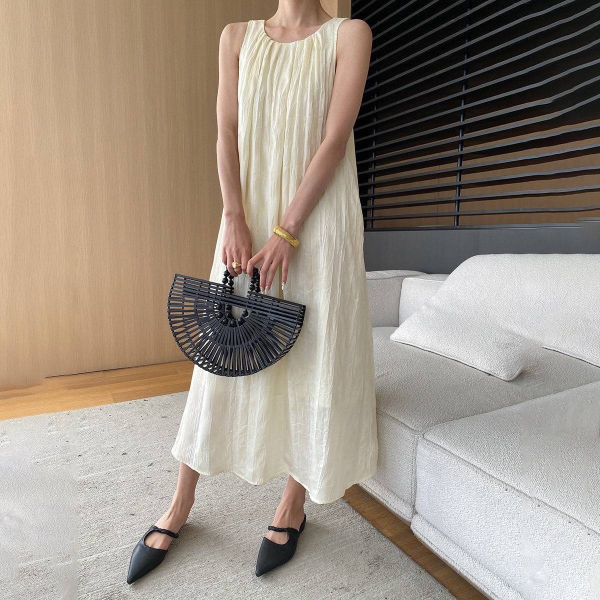 【ワンピース】夏 プリーツ ラウンドネック ノースリーブワンピース【SNシリーズ】