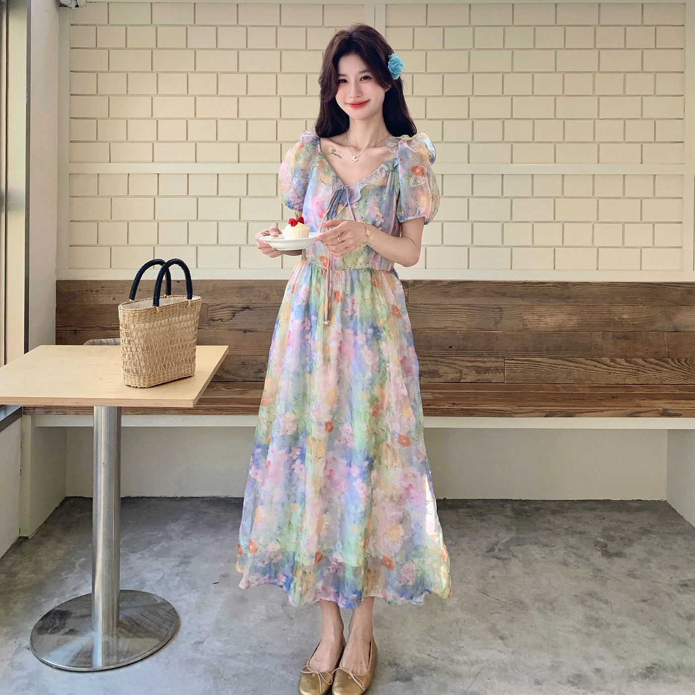 【ワンピース】フラワープリント パフスリーブワンピース レディース 夏 フレンチ Vネック ティアード ロング丈 上品 半袖【SHシリーズ】