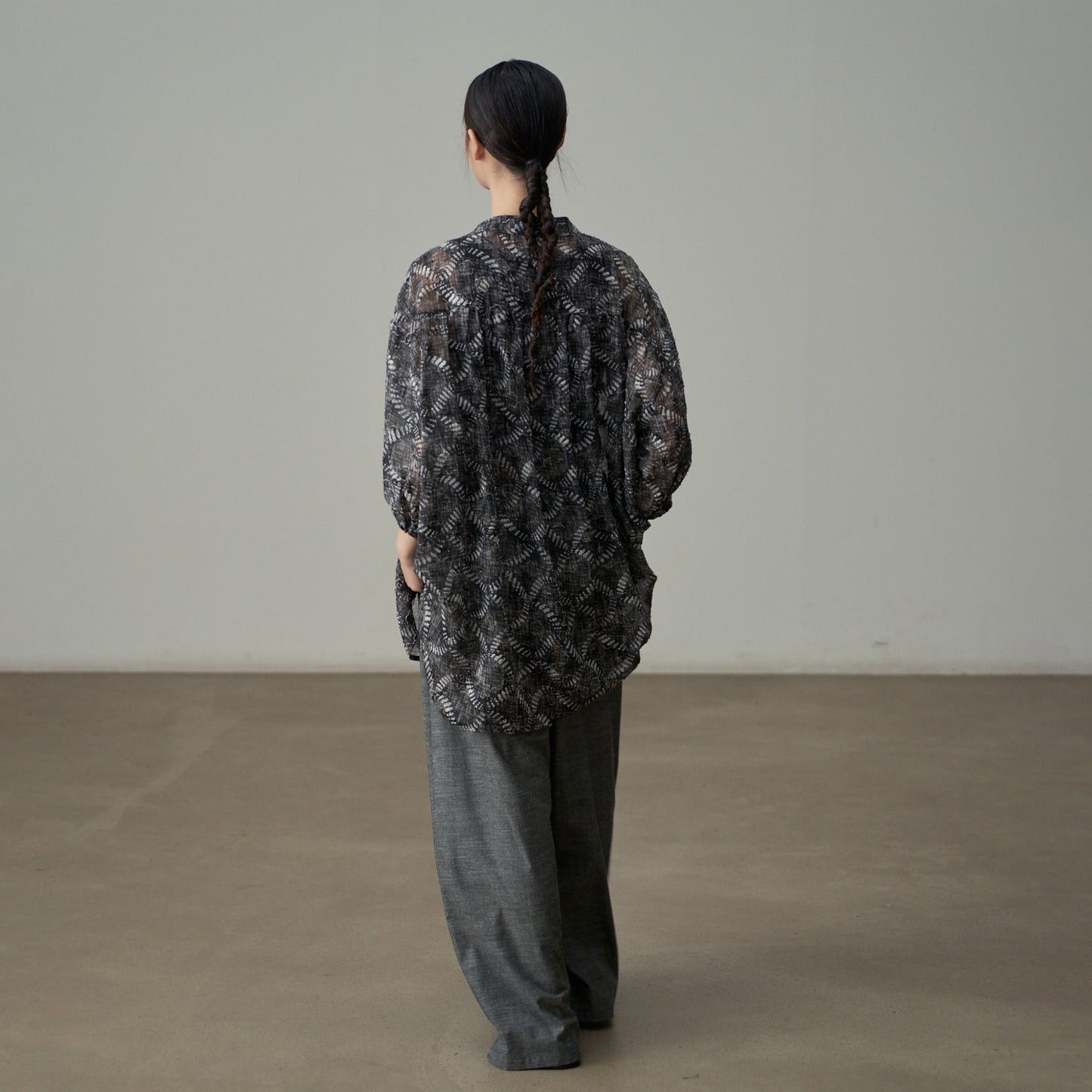 【アウター】ヴィンテージ リゾート風 ゆったり シルエット スリム見え 花柄 長袖 カーディガン レディース UVカット【SHシリーズ】