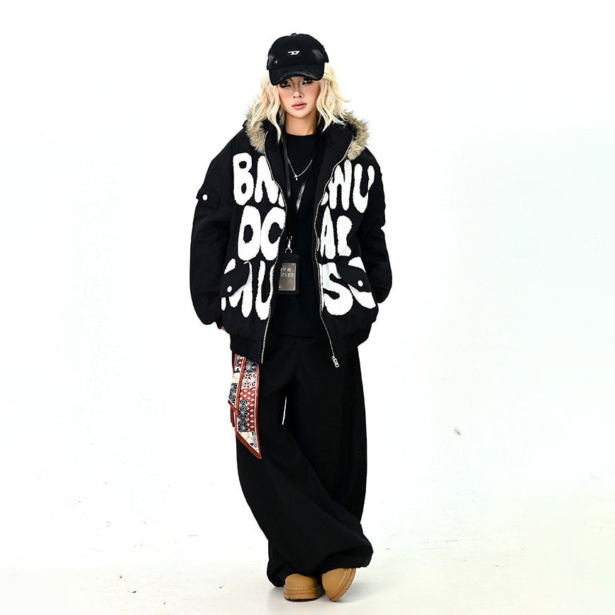 【アウター】ロゴ入り ファー付きフードコート レディース 冬 ゆったりBF風 韓国風 学院風 綿入れコート【FCシリーズ】