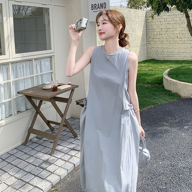 【ワンピース】グレーノースリーブワンピース 雰囲気たっぷりの抜け感シルエットで美しく見せる一枚【JZシリーズ】