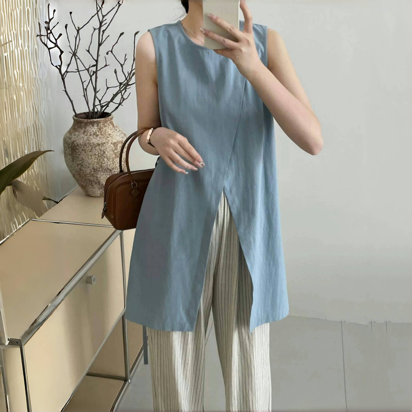 【トップス】不規則 スリット 夏 ノースリーブ シャツ 【JZシリーズ】