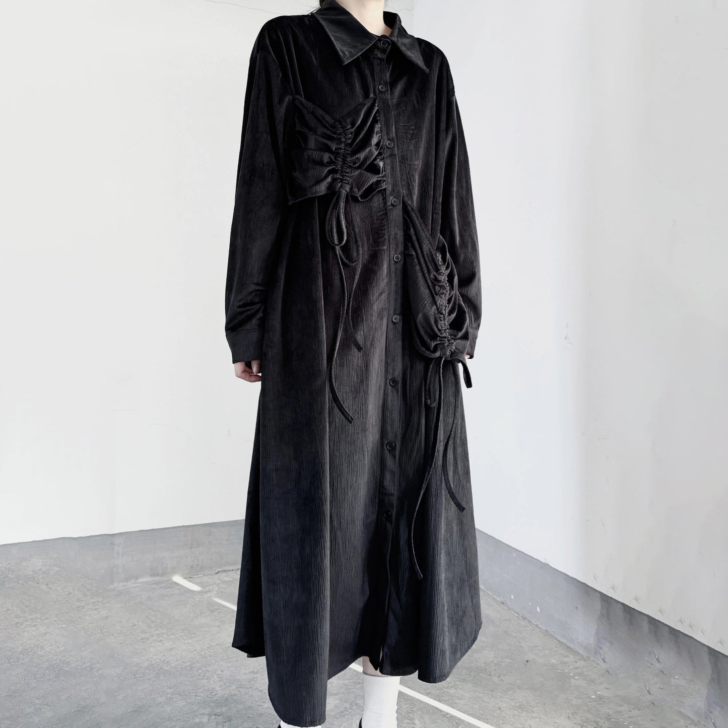 【ワンピース】秋春新作 コーデュロイ シャツワンピース レディース ダークモード 大きめポケット デザイン 長袖【AHシリーズ】