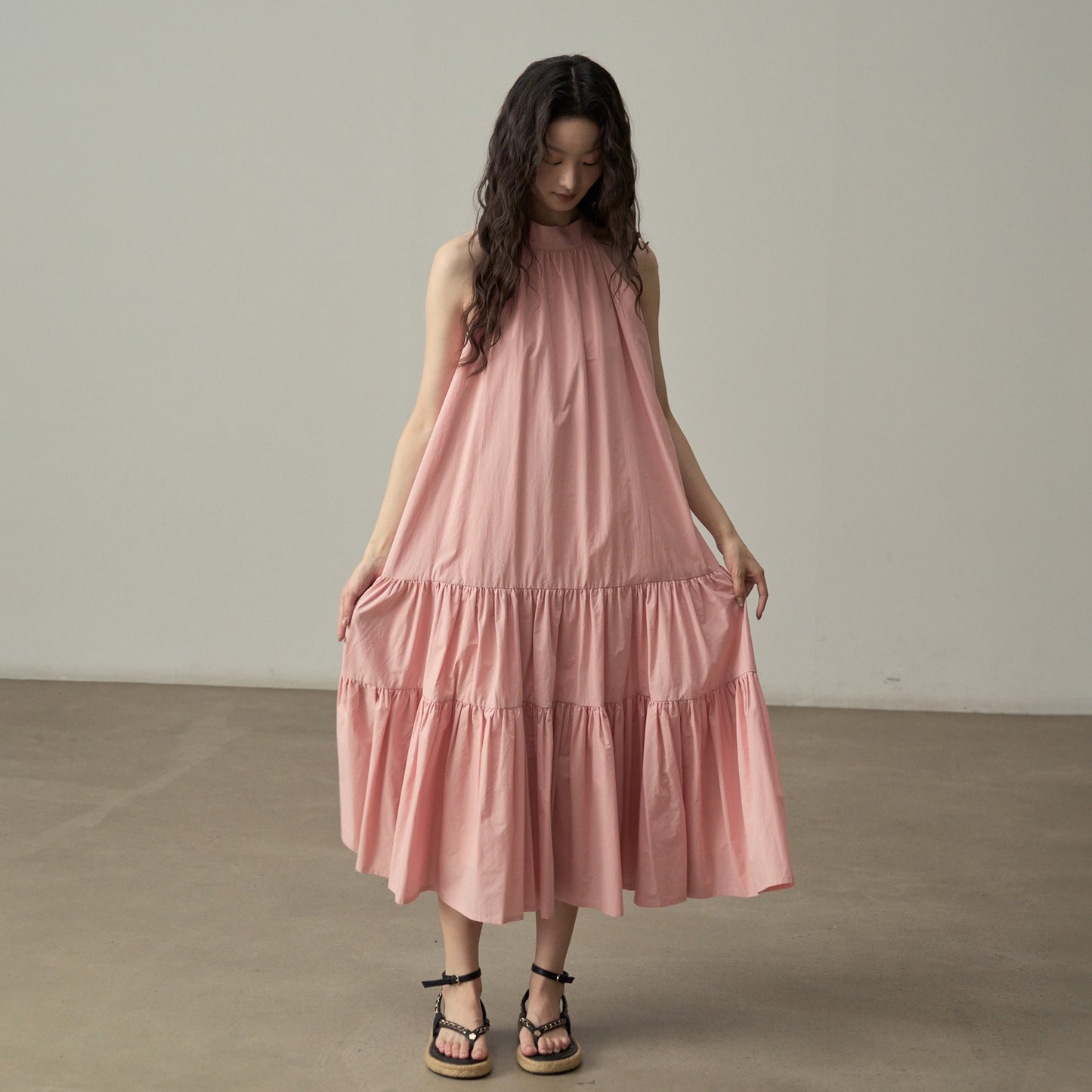 【ワンピース】フレンチエレガントなノースリーブキャミワンピース 夏のリゾートに◎ 体型カバー&細見え効果抜群【JZシリーズ】