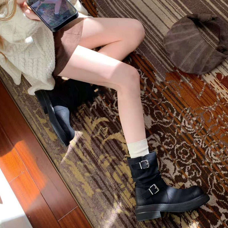 【シューズ】2丈タイプ レトロ丸トゥ 太ヒール ベルト ミドルライダーブーツ