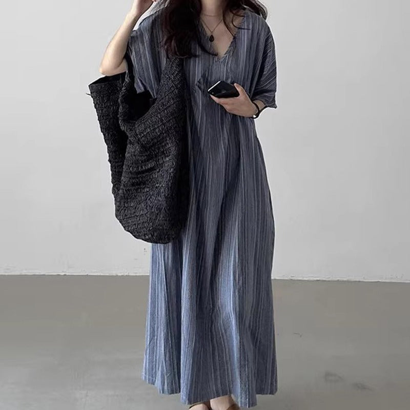 【ワンピース】【JZシリーズ】Vネック 半袖ワンピース|レトロな雰囲気×楽ちんポケット付きロング丈・ゆったりシルエット