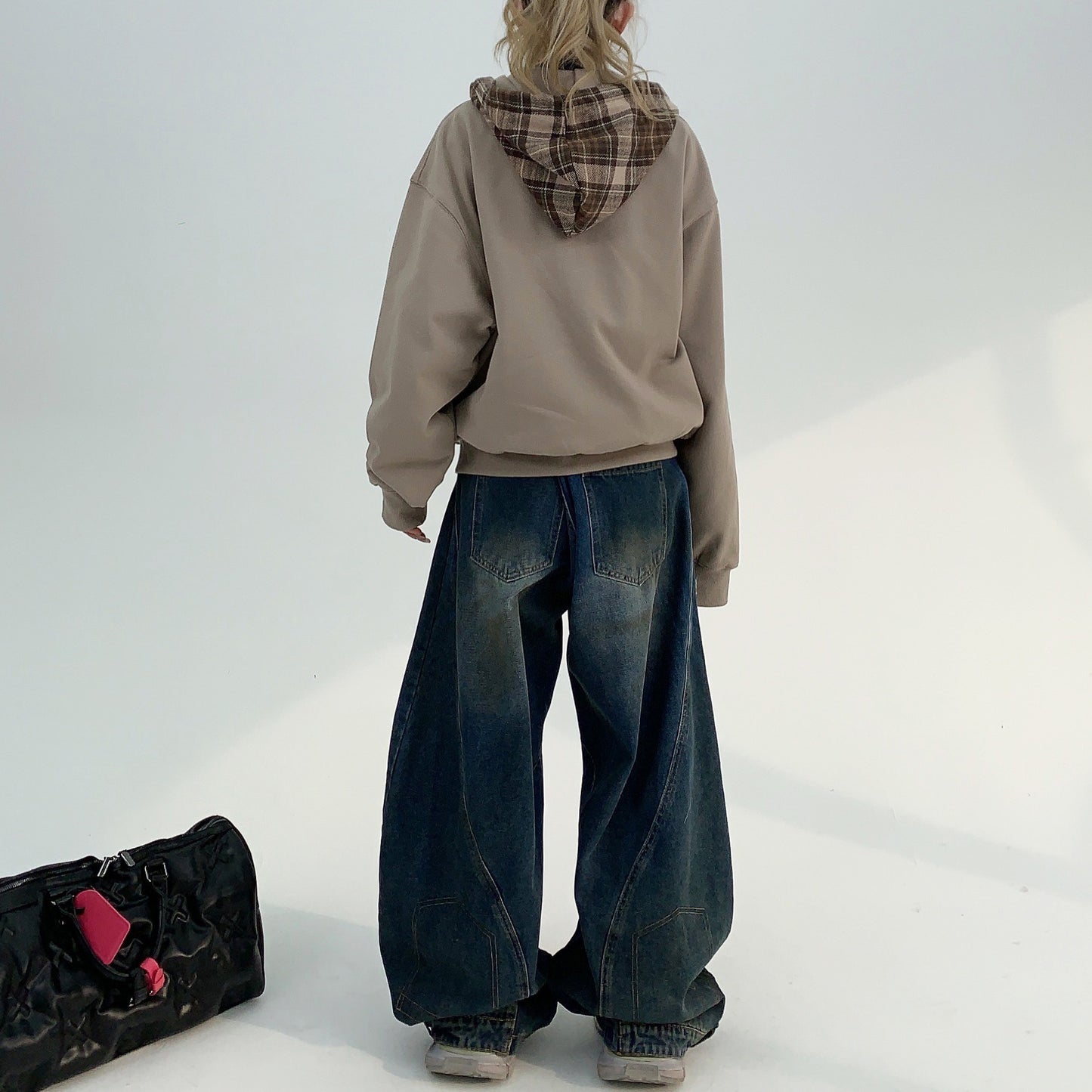 【10~15日内発送】【ボトムス】カジュアル 春秋冬 ルーズ ダメージ加工 ロングジーンズ パンツ 【FCシリーズ】