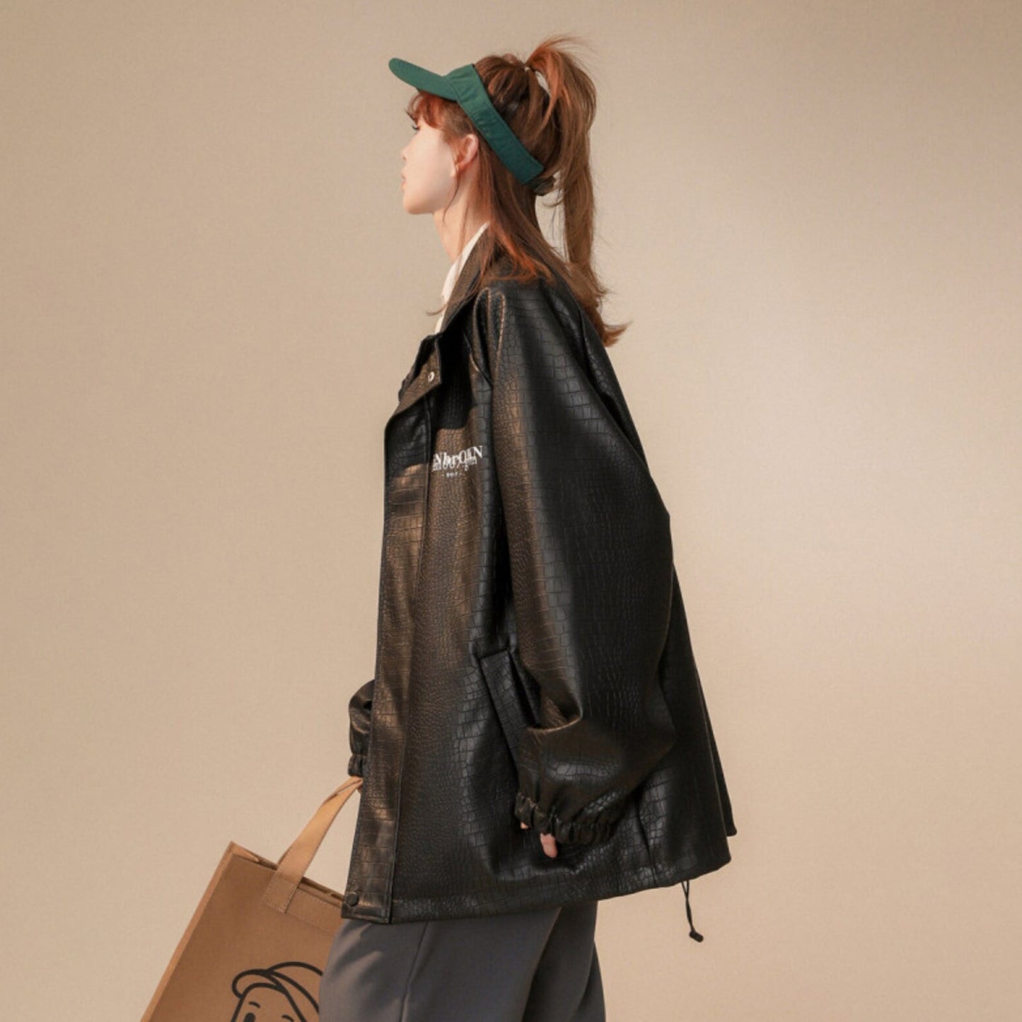 【アウター】ブラック レザー風 大きいサイズ対応 高級感 男女兼用 スタジャン風 PU ジャケット レディース 2026春秋新作 【FCシリーズ】