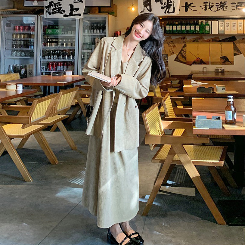 2点セット!【セットアップ】大人女性向け ジャケット+ノースリーブワンピース セットアップ レディース 春秋 トレンド 高級感 おしゃれ映え【JZシリーズ】