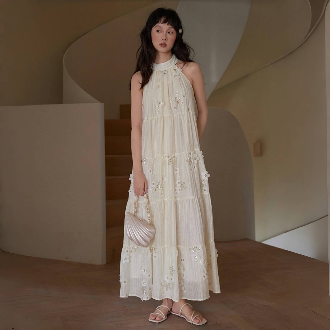 【ワンピース】夏 刺繍 エレガント 花柄スパンコール ホルターネック ノースリーブ ワンピース 【SHシリーズ】