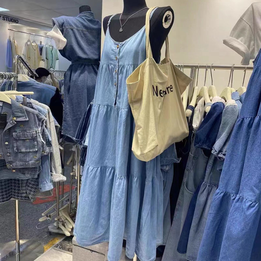 【ワンピース】韓国ファッション デニムノースリーブワンピース 春新作 ゆったり体型カバー 小顔効果 プリーツ入り フレアロング丈 おしゃれデザイン【JZシリーズ】