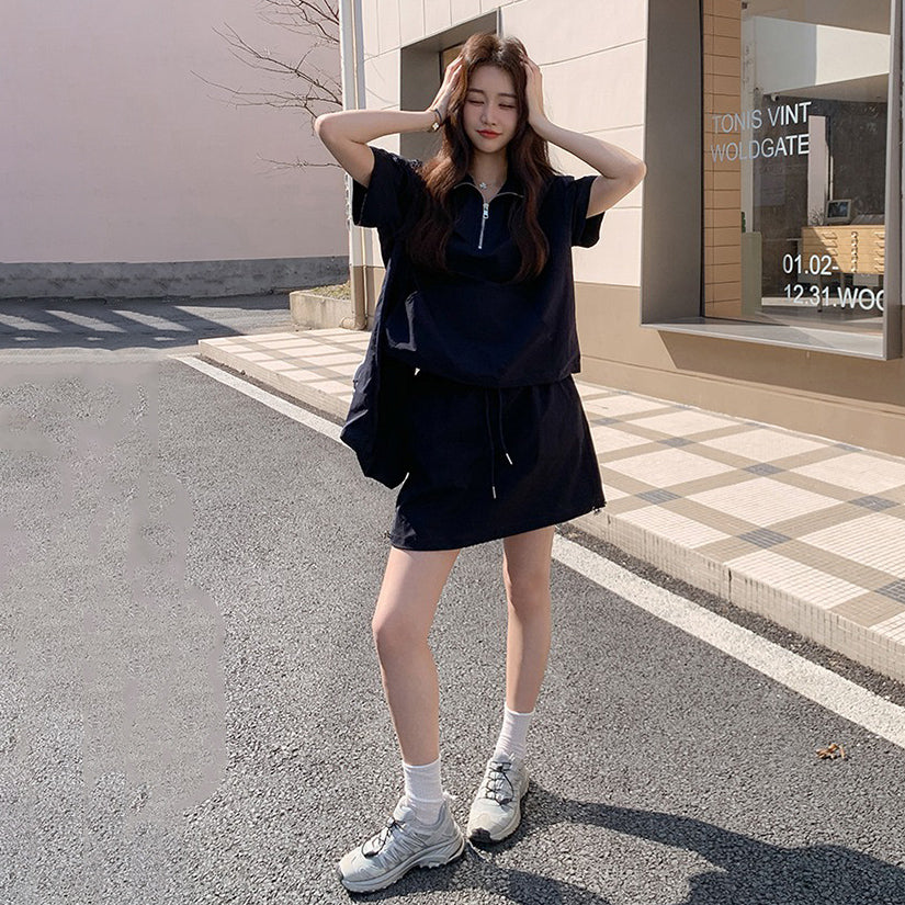 2点セット!【セットアップ】韓国風カジュアルスポーツ上下セットアップ レディース 夏 学院風Tシャツ+ミニスカート 2点セット【JZシリーズ】