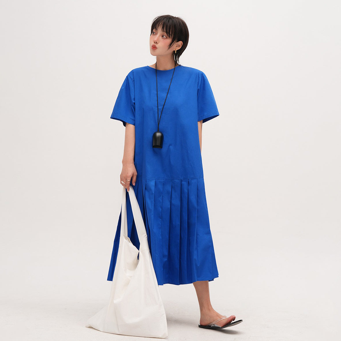 【ワンピース】クラインブルー ラウンドネック 半袖ワンピース 夏用 薄手 大きいサイズ レトロロングドレス【JZシリーズ】