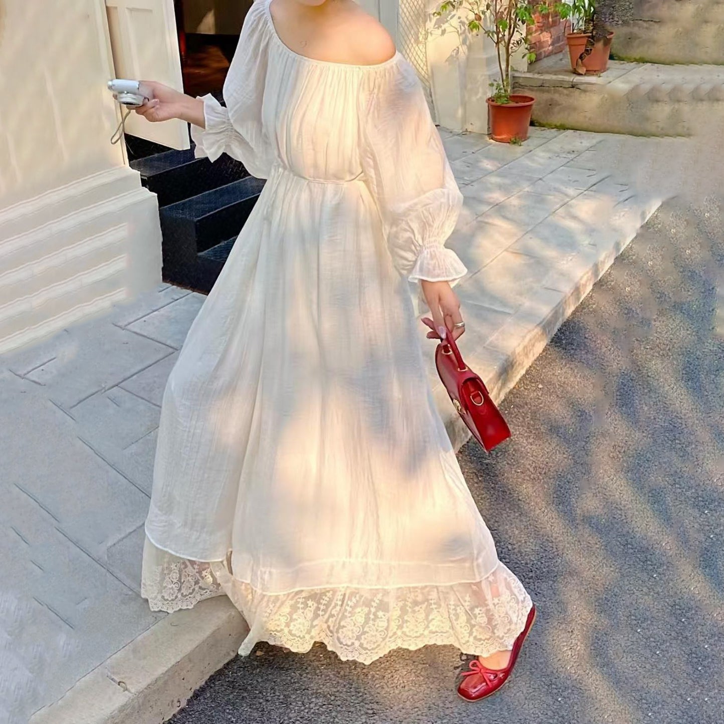 【ワンピース】7カラー 韓国風 ゆったり大きめサイズ オフショルダー レース スウィート ドレス 長袖ワンピース