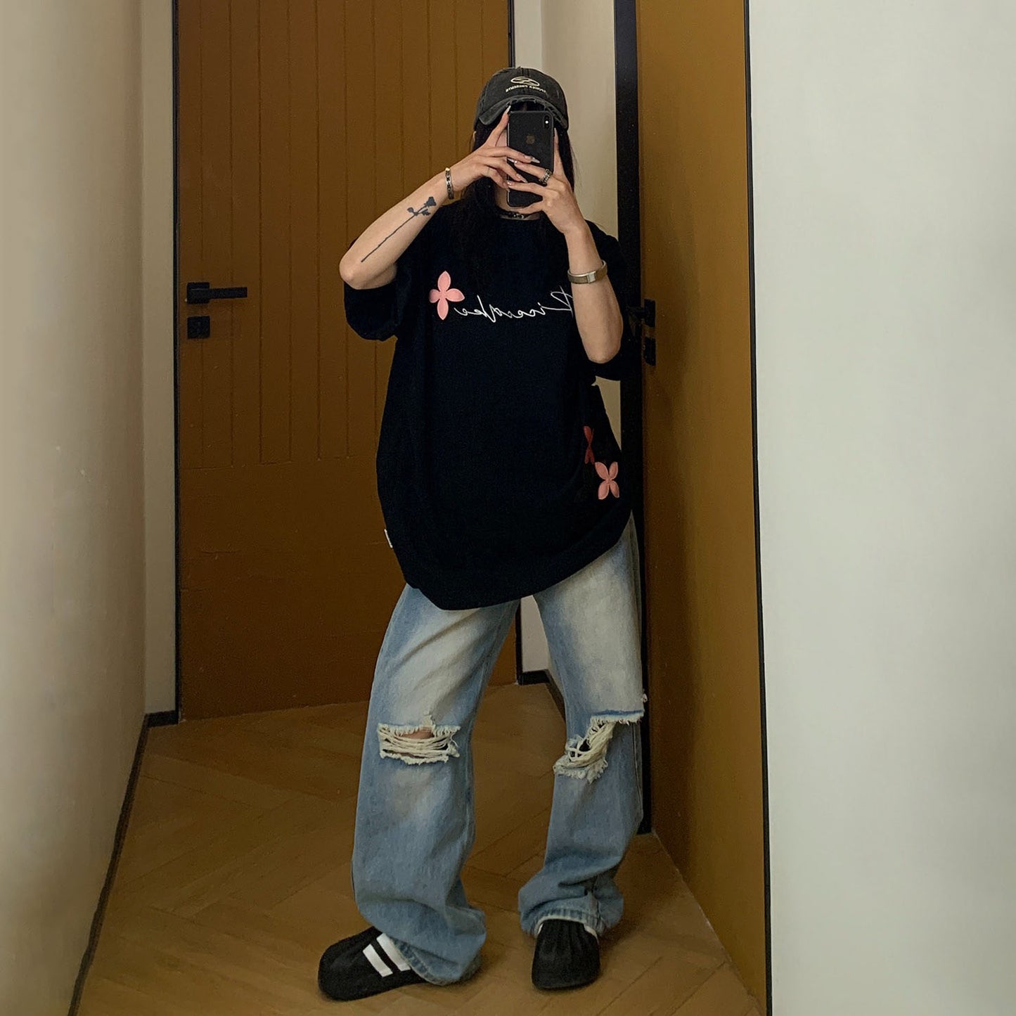 【トップス】【10~15日内発送】夏 ユニークデザイン 着回し万能 プレミアムレザー刺繍 オーガニックコットン 半袖Tシャツ【FCシリーズ】