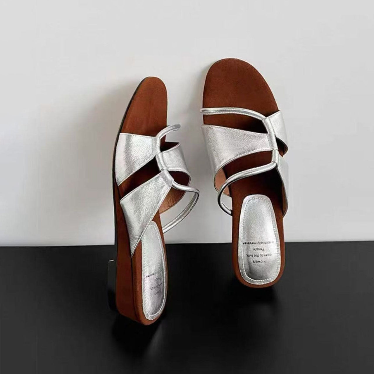 【シューズ】春夏新作 / オープントゥ 外履き 中ヒール スポーツサンダル