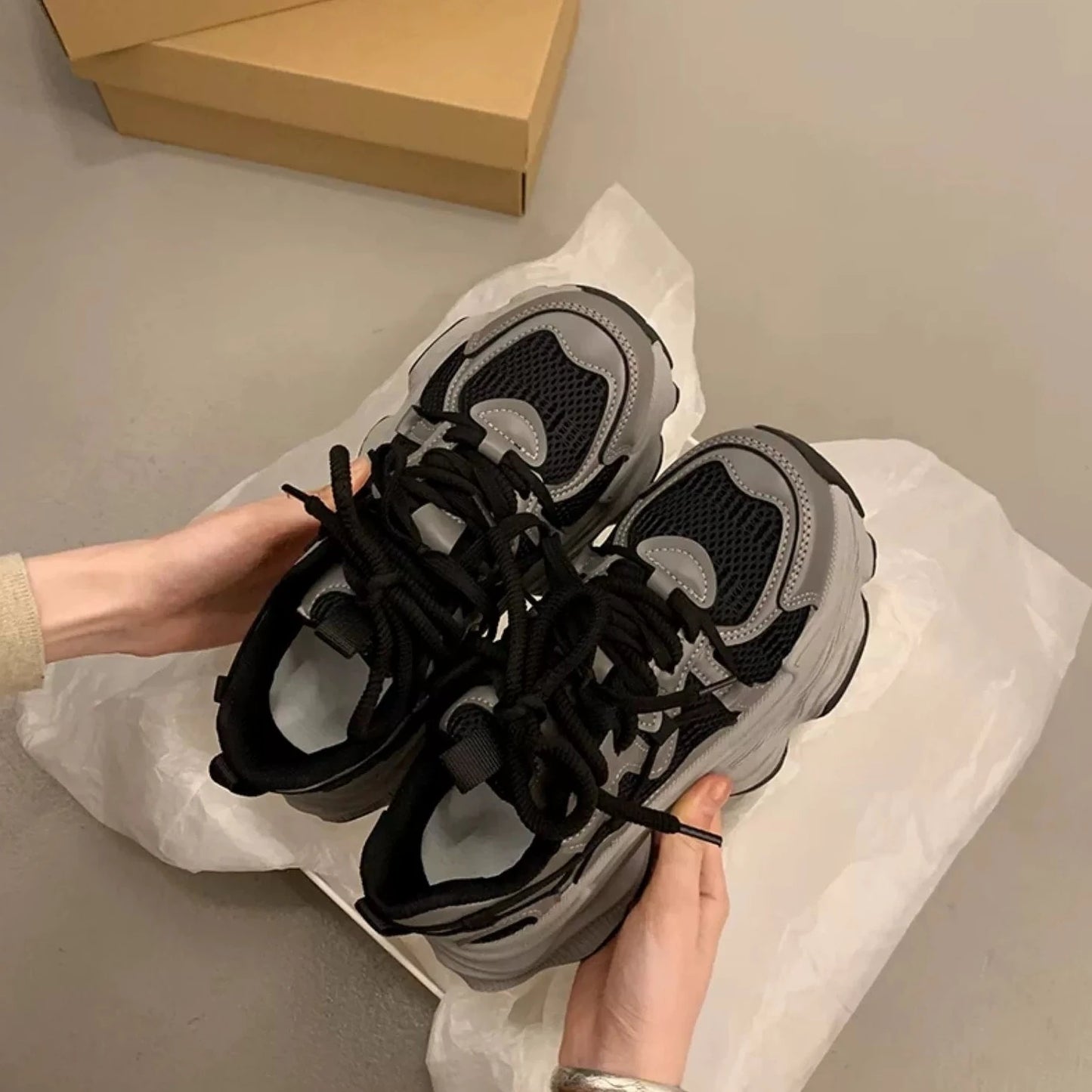 【シューズ】夏春秋 厚底 通気性 カジュアル スポーツ スニーカー パンプス