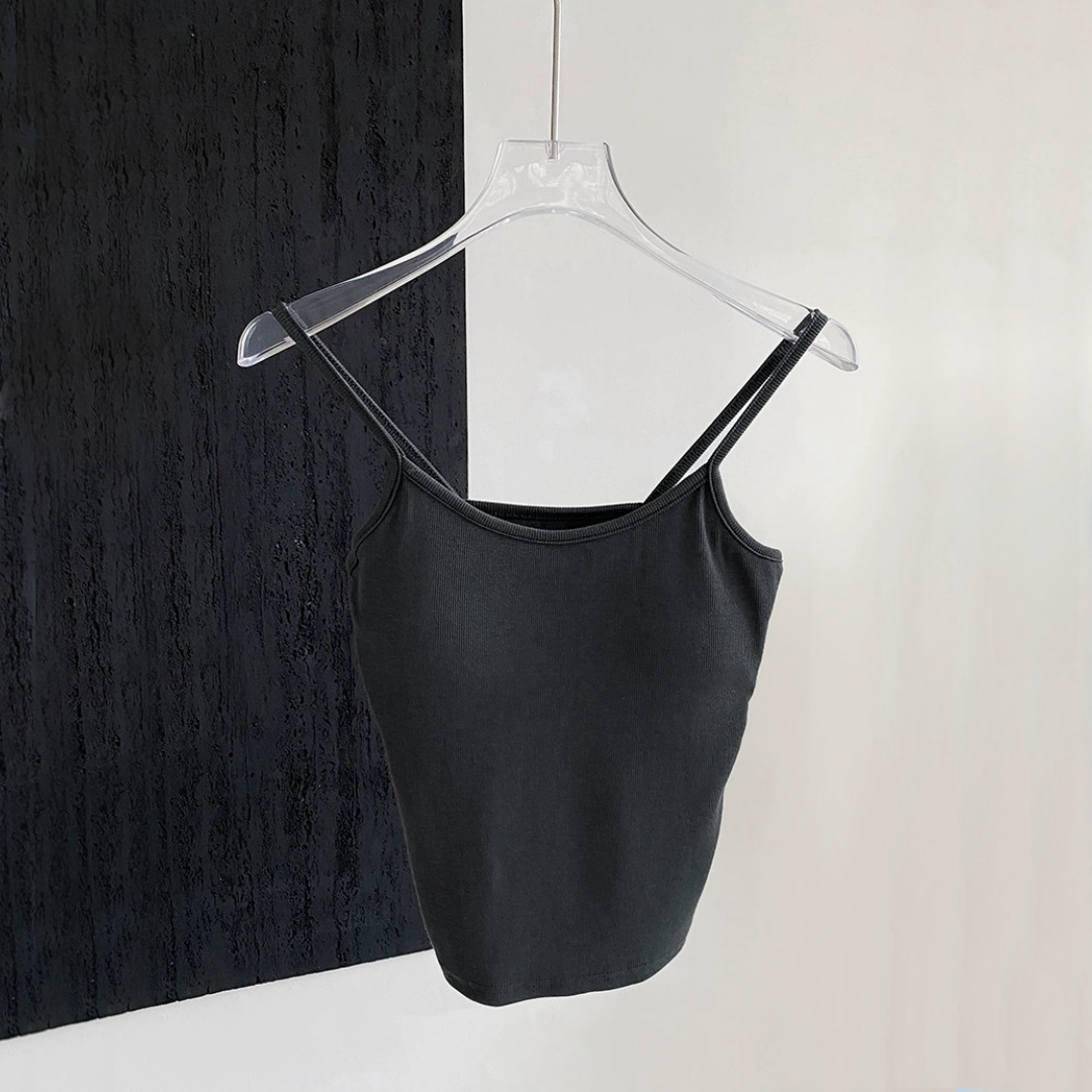 【トップス】パッド付き 合わせやすい タンクトップ 【SNシリーズ】