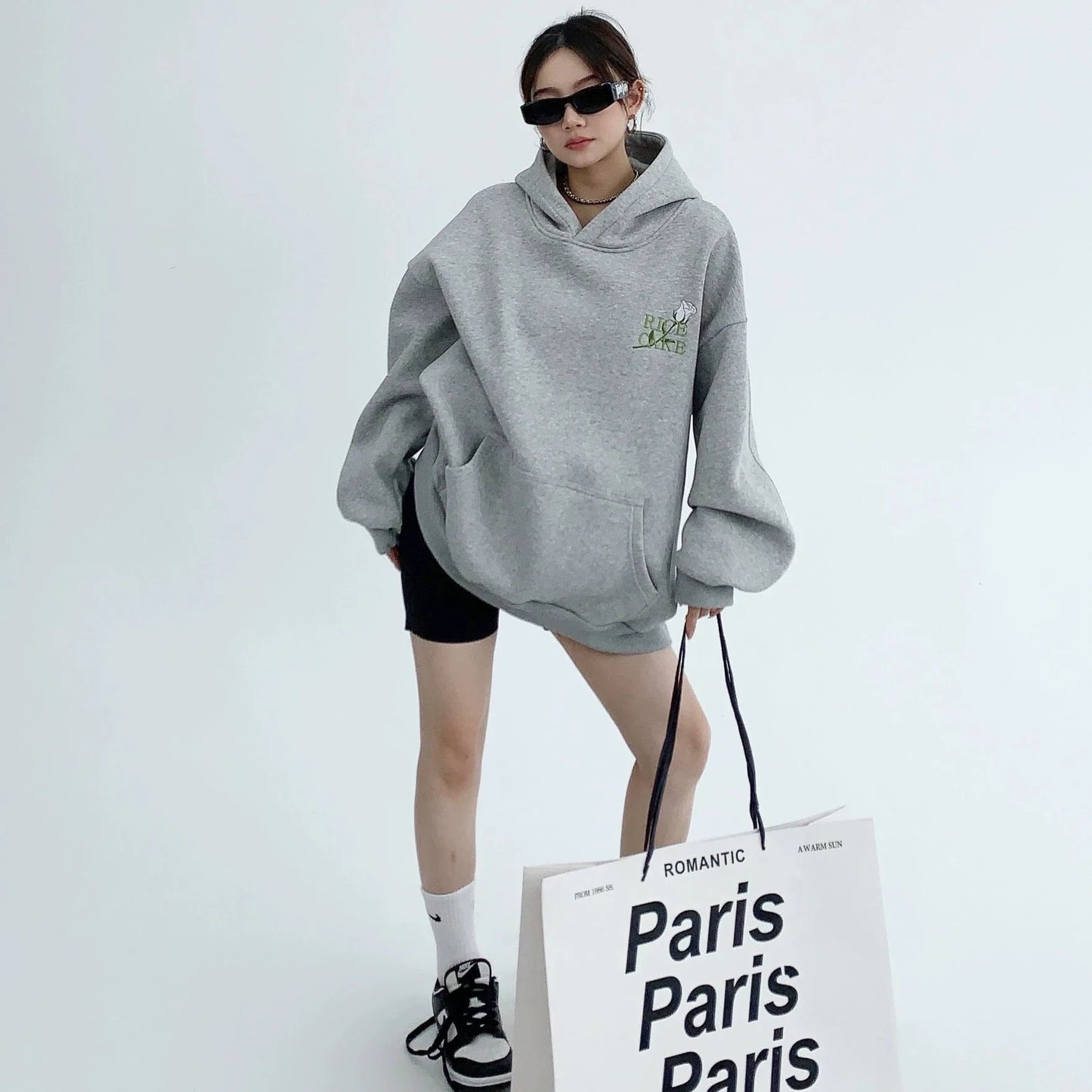 【トップス】秋冬 海外トレンド oversize ゆったり 厚い保温 刺繍 フード付きパーカー【FCシリーズ】