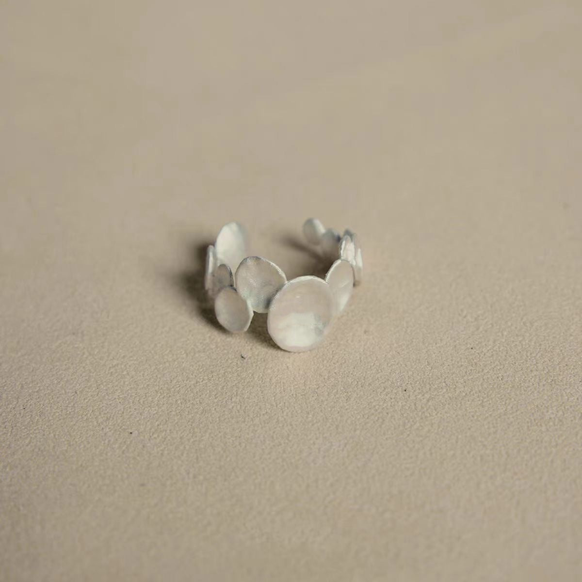 【🎁 B2G1|先行スタート!】【グッズ】不規則デザイン 軽奢華 ニッチデザイン 高級感 オープンタイプ リング・バングル