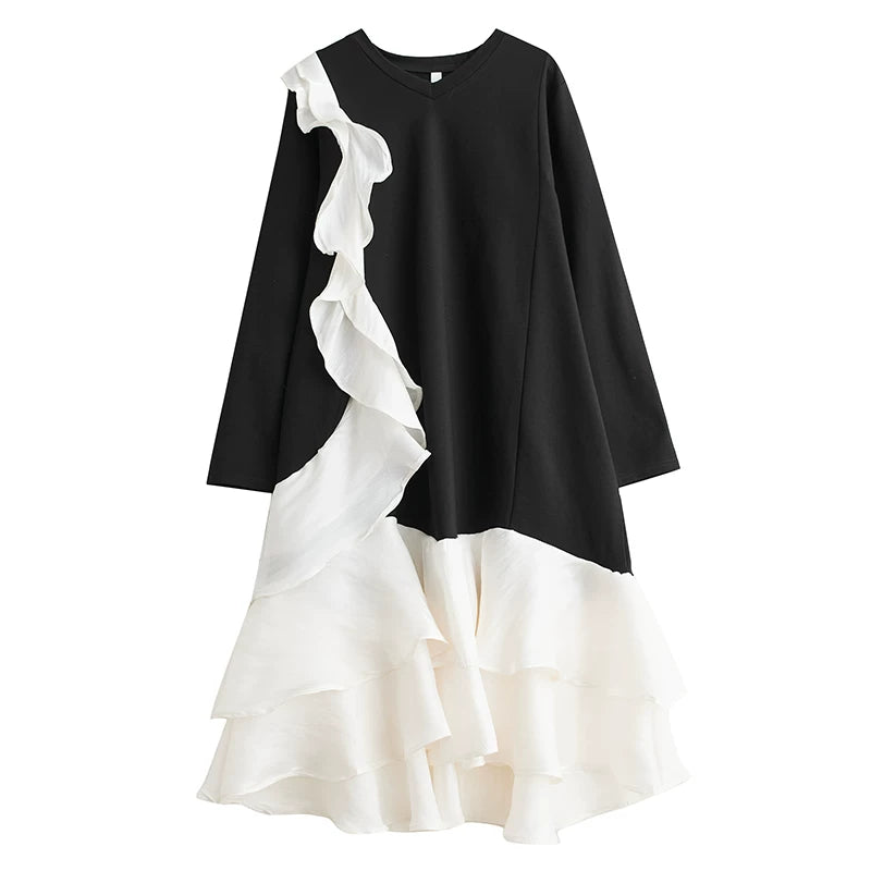 【ワンピース】Vネック 長袖ワンピース 配色切替 フリルデザイン ロング丈 大きいサイズ レディース ゆったりシルエット 着痩せ
【AHシリーズ】