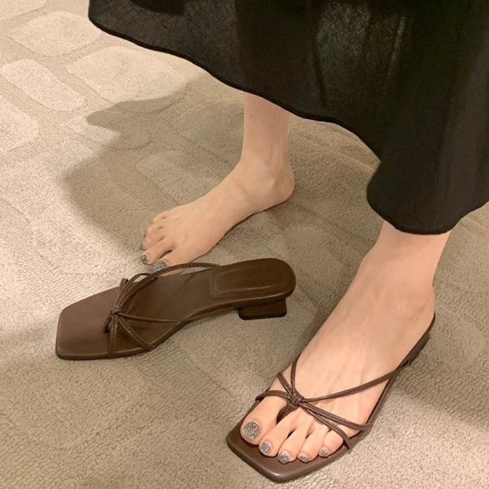 【シューズ】夏 透かし彫り シック サンダル