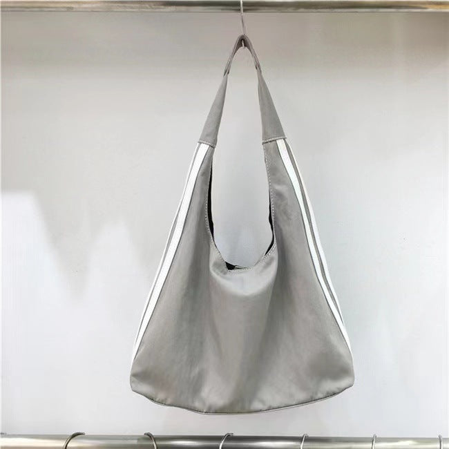 【バッグ】ストライプ柄 大容量 ショルダーバッグ ハンドバッグ