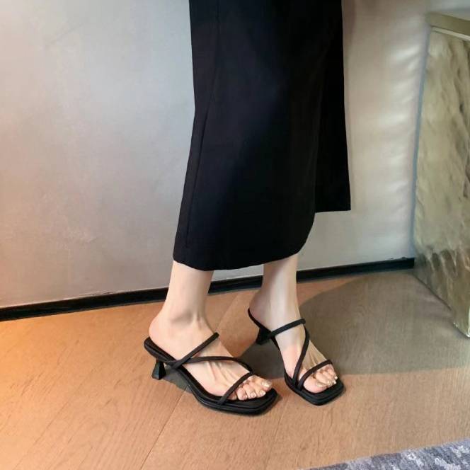【シューズ】夏 スクエアトゥ サンダル
