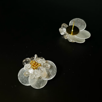 【グッズ】ベルリンの霧 ハンドメイド クリスタル 天然シェル ピアス / イヤリング