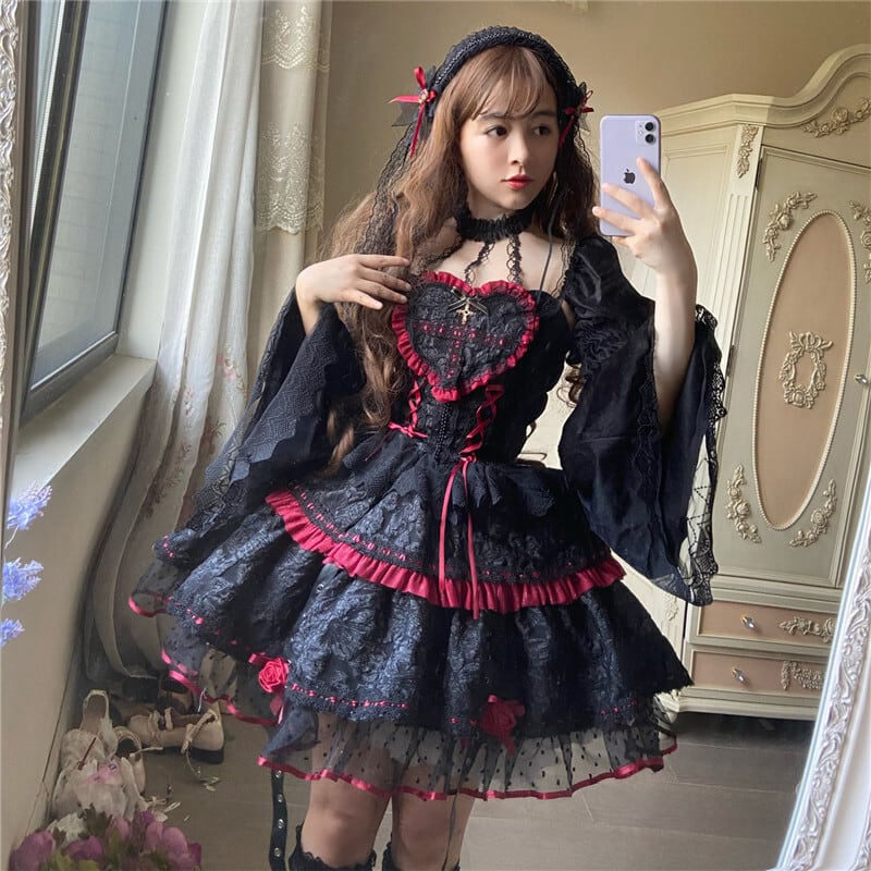 【ハロウィン】Lolita ゴシック 小魔女 吸血鬼ヴァンパイア ローズ パンク 長袖 ベルベット ワンピース 秋新作 レディース