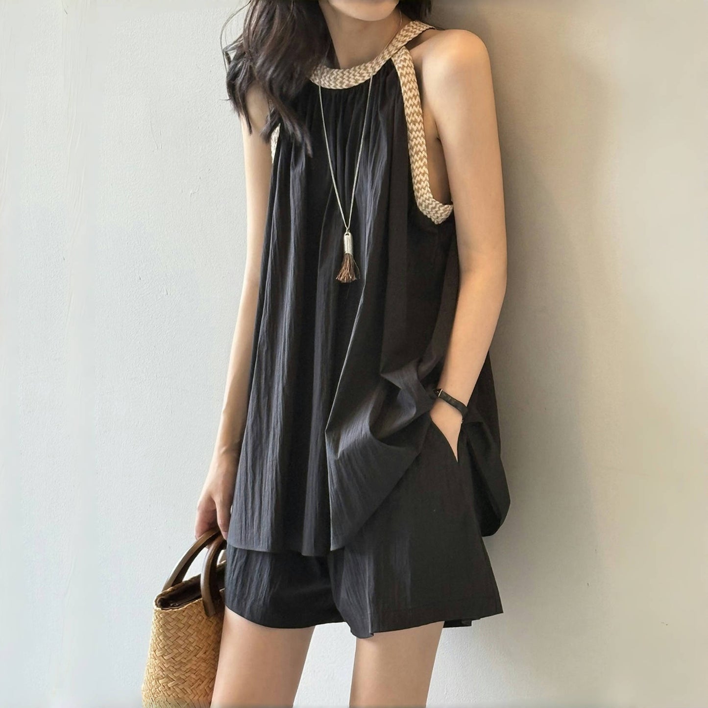 🎉 売り上げ急上昇！2点セット【セットアップ】夏 ラウンドネック フリルギャザー タンクトップ + ショートパンツ 2点上下セット 【JZシリーズ】