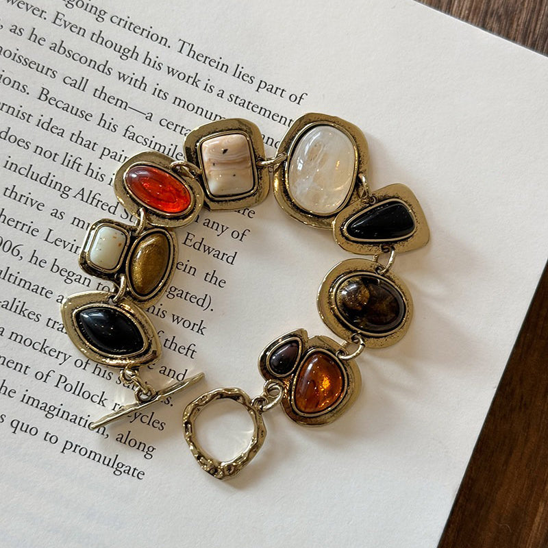 【グッズ】✨新作 レディース ヴィンテージ風 ボヘミアンブレスレット 存在感あり 華やか レトロ調 上品見え 小众デザイン