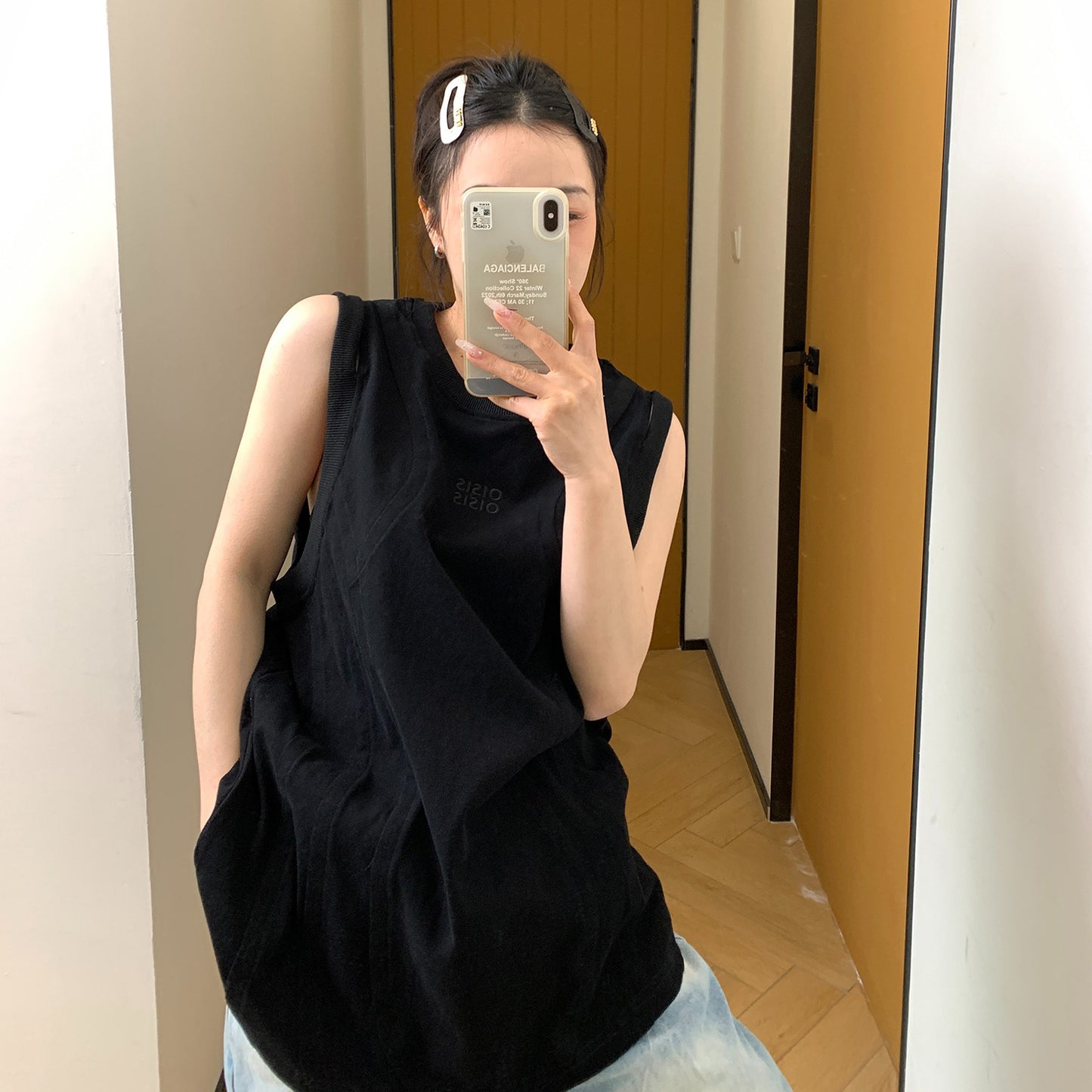 【トップス】高級感 夏新作 個性派デザイン 肩あき刺繍入り タンクトップ Ｔシャツ【FCシリーズ】