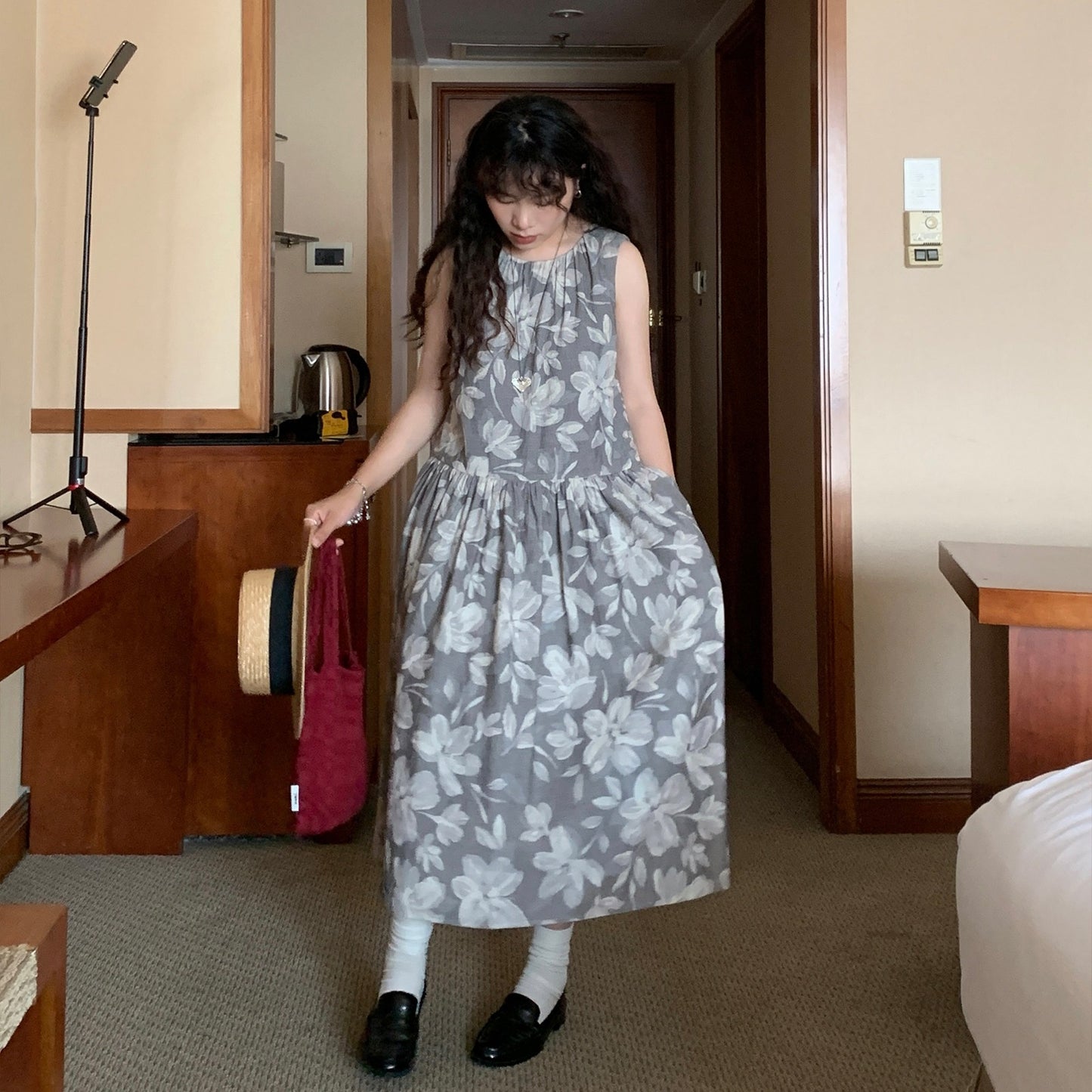 【ワンピース】夏 フロッキープリント プリント 	ヴィンテージ風 花柄 ノースリーブ ワンピース 【SHシリーズ】