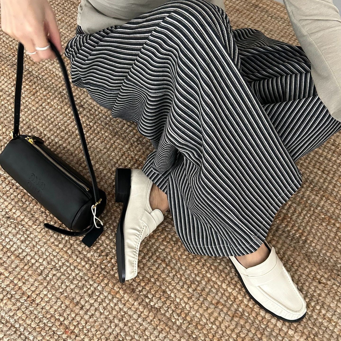 【シューズ】ヴィンテージ 太ヒール プリーツ ワンストラップ ローファー パンプス