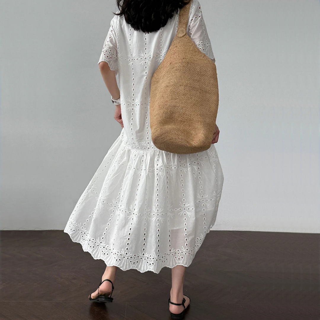 【ワンピース】夏 透かし彫り レース 刺繍 Vネック 半袖 ワンピース【SNシリーズ】