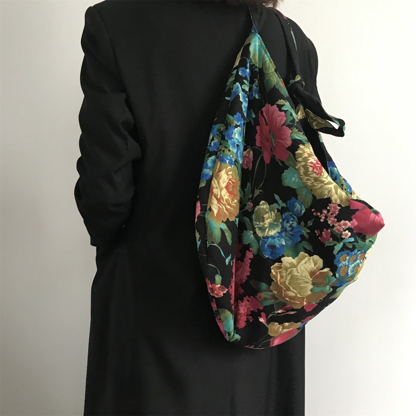 【バッグ】ドーパミン系カラー 写真映え  大容量 斜めがけバッグ 【SHシリーズ】