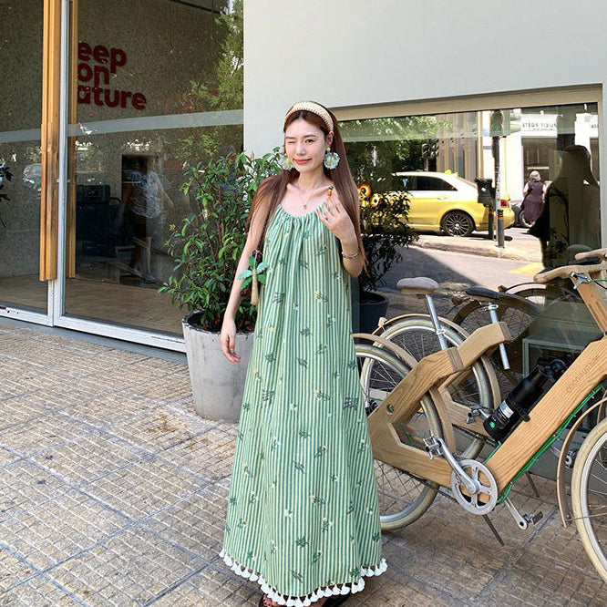 【ワンピース】フレンチ風 ストライプ キャミソールワンピース レディース 夏 ロングワンピース ゆったり ノースリーブ 体型カバー 細見え 刺繍 フリンジ リゾート【SHシリーズ】