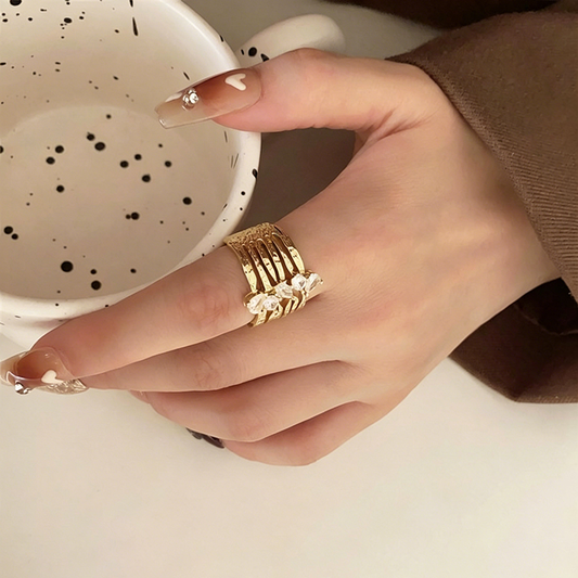 【グッズ】リング レディース キュービックジルコニア オープンリング フレンチ風 上品 モード アクセサリー