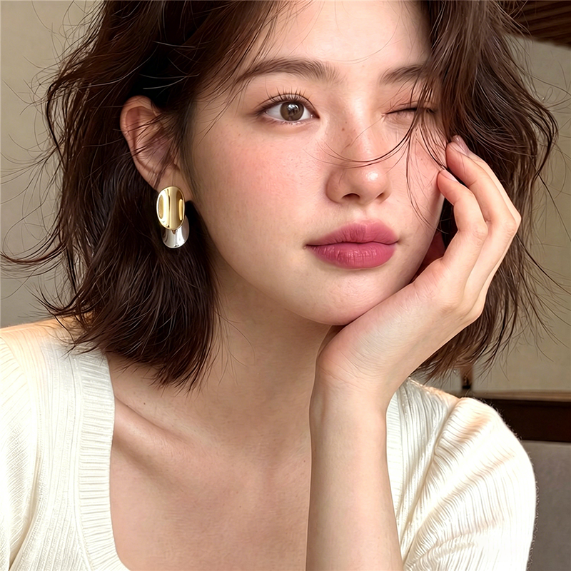 【グッズ】ピアス レディース メタル ダブルサークル バイカラー フレンチ風 上品 シンプル アクセサリー