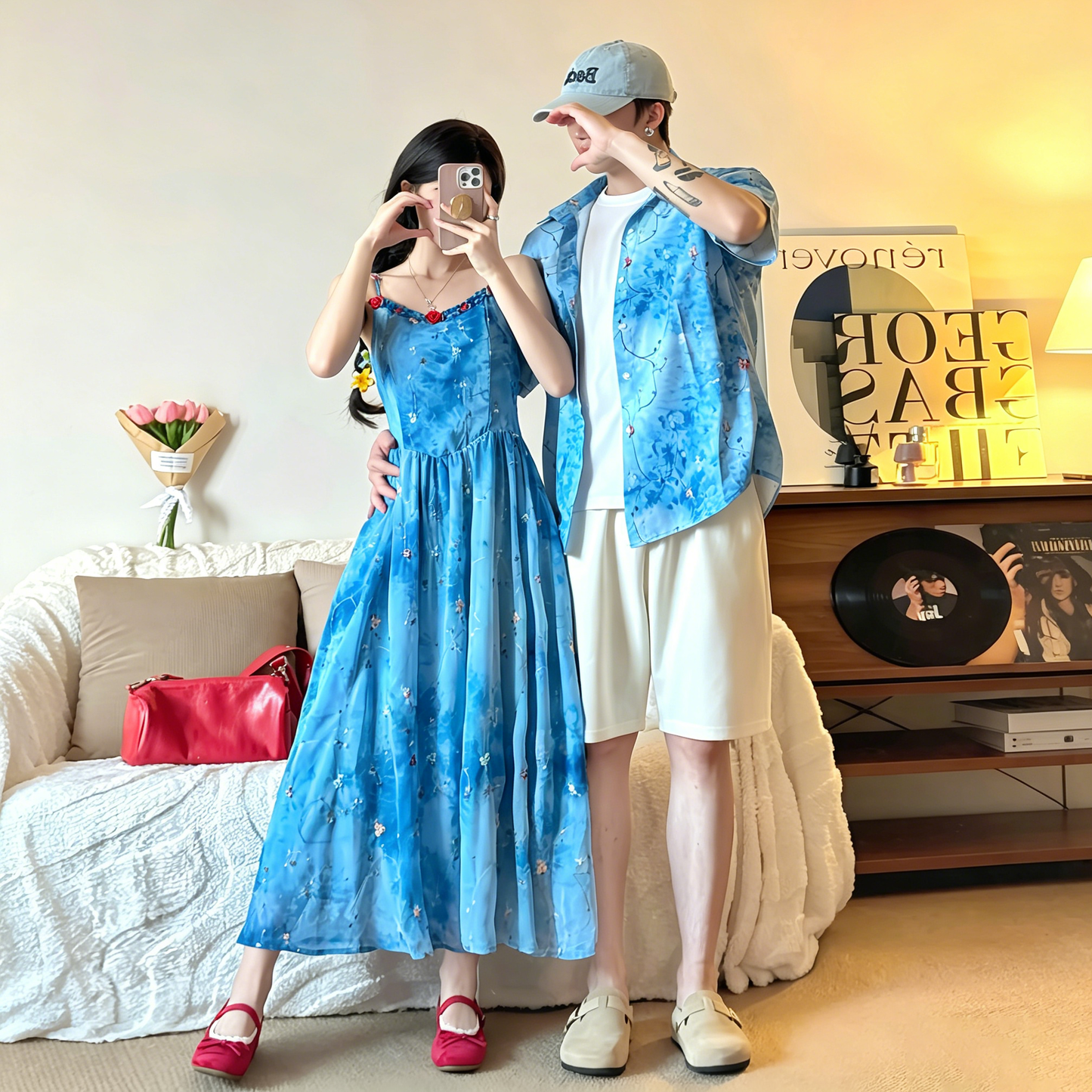 💕カップルコーデ【ワンピース】フレンチリゾート風 ビーチ ペアルック ブルー キャミワンピース&シャツ 花柄 ノースリーブワンピース ペアルック【SHシリーズ】